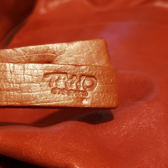 Tano Handbag - Picture 2 of 8